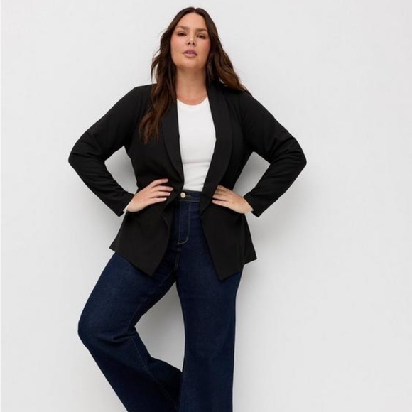 torrid Jackets & Blazers - NWT Torrid Black Blazer